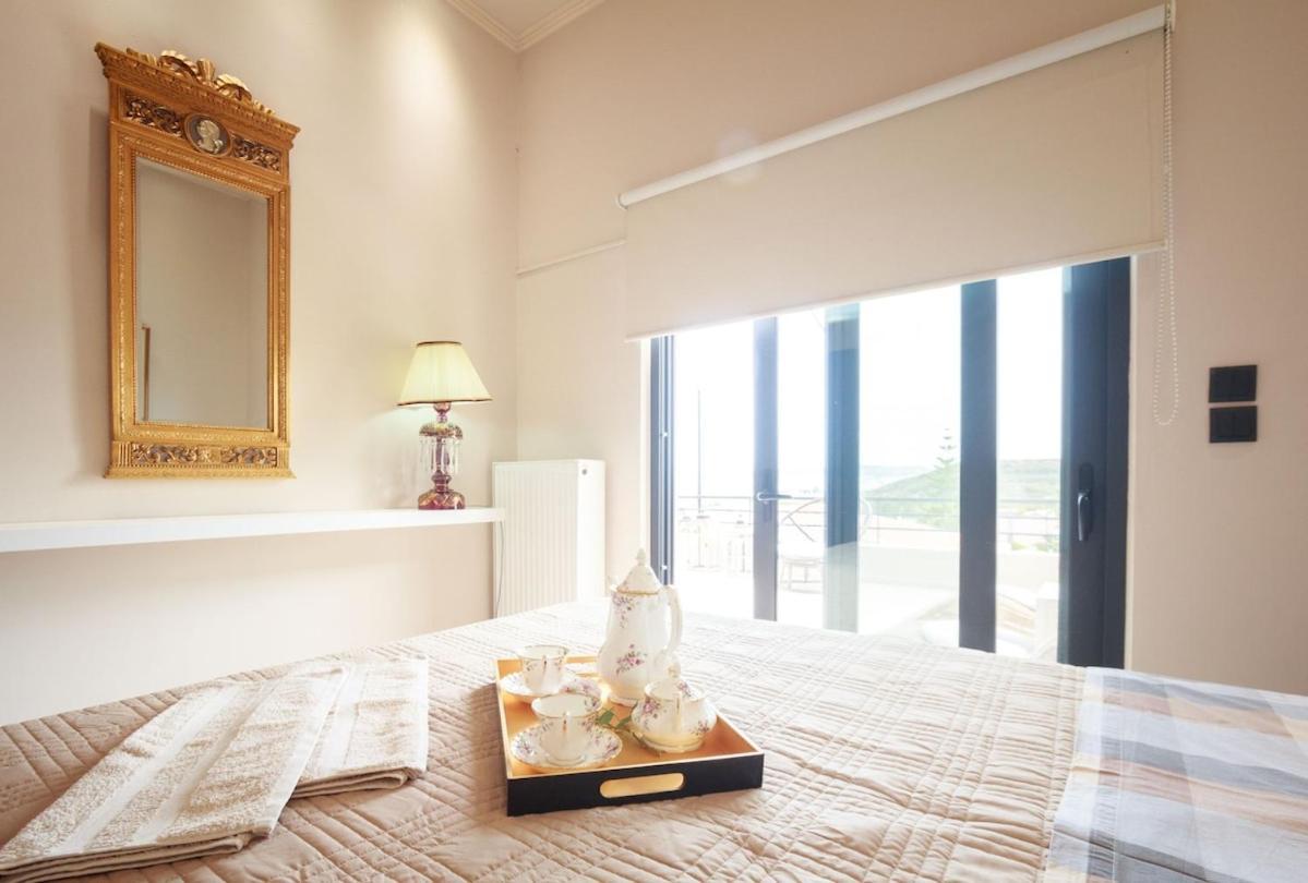 Golden View Villa 카토다라초 외부 사진